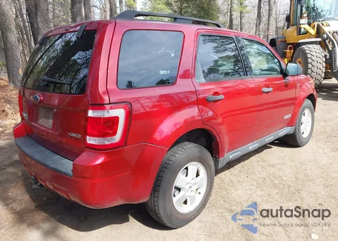 2008 Ford Escape Xlt z USA, uszkodzony, nr VIN 1FMCU93148KC24443